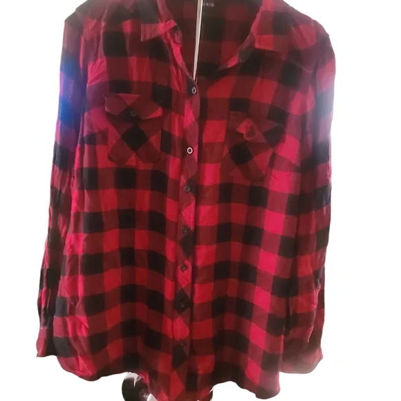 Torrid Relaxed Fit Brushed Rayon Button-Up Shirt Size 1 - Picture 2 of 9